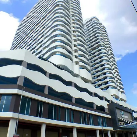 Mykey The Wave A-17-15 Melaka City Exterior photo